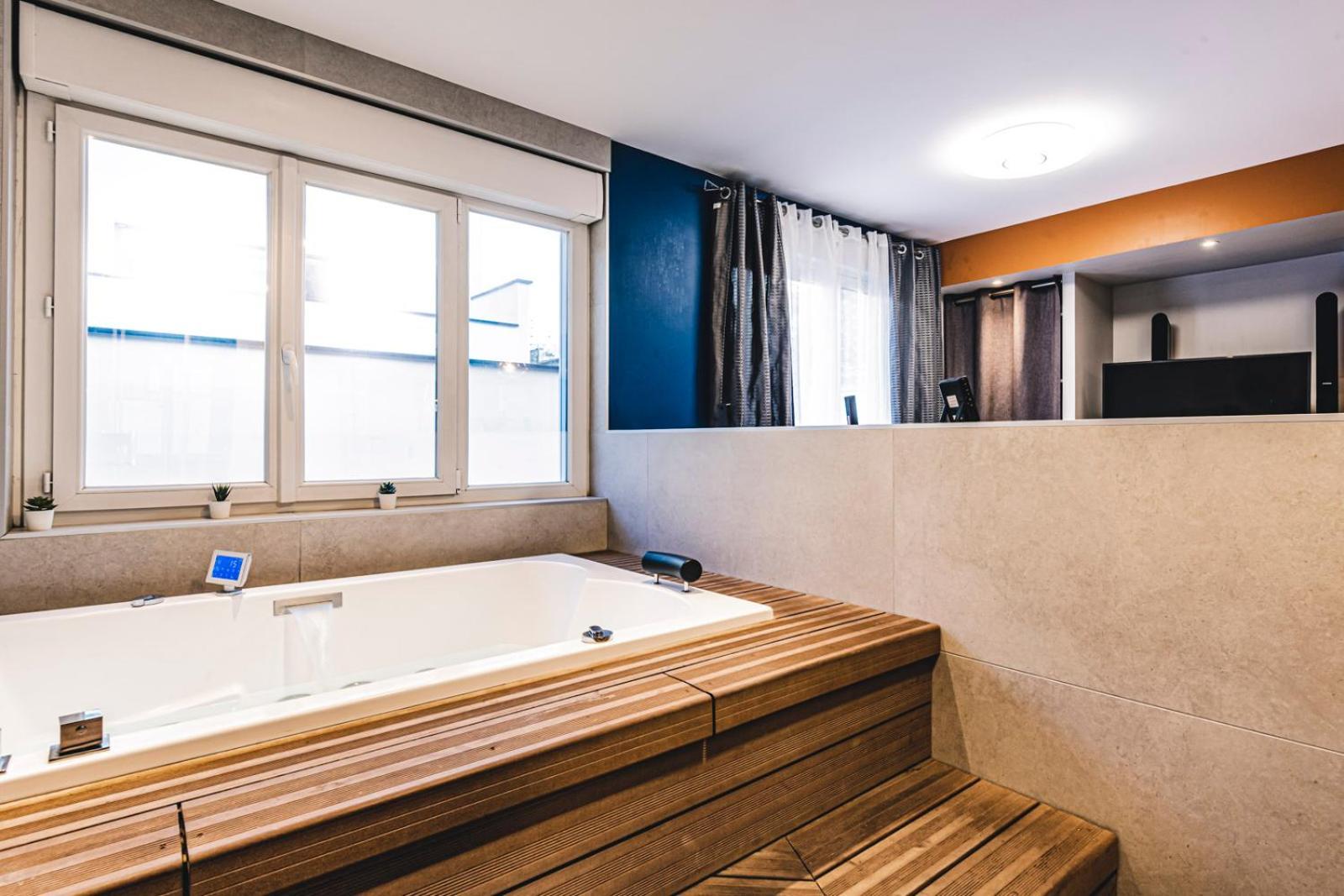 Mv Suite & Spa Reims Luaran gambar